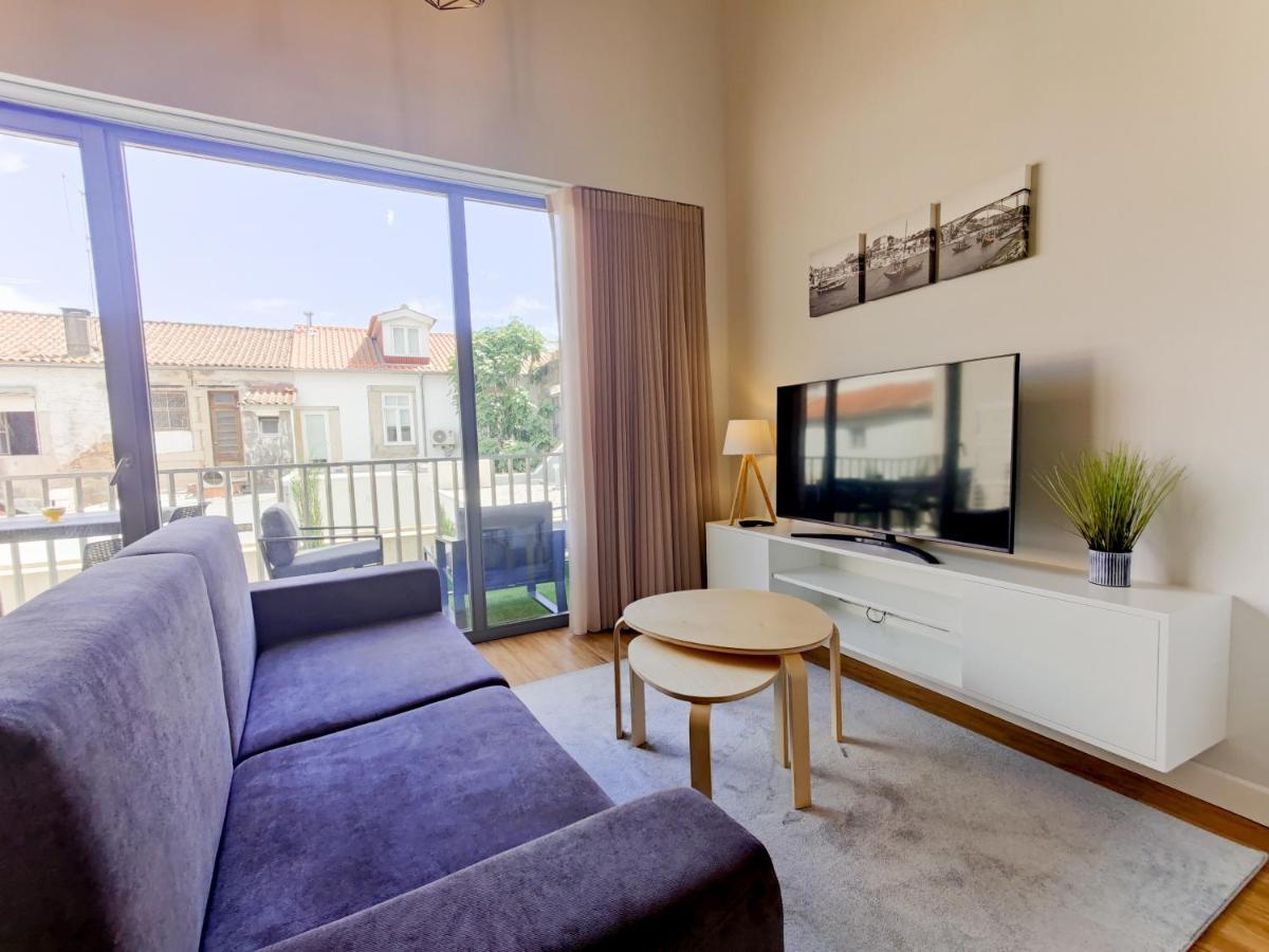 Coutinho Apartment - Modern Ap In The City Centre With Balcony เวียนา โด กัสเตโล ภายนอก รูปภาพ