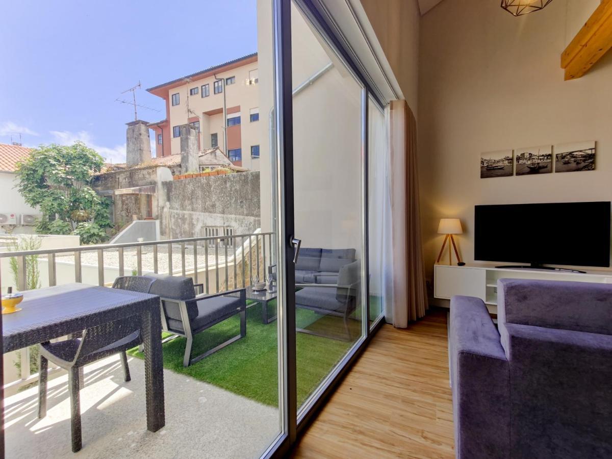 Coutinho Apartment - Modern Ap In The City Centre With Balcony เวียนา โด กัสเตโล ภายนอก รูปภาพ