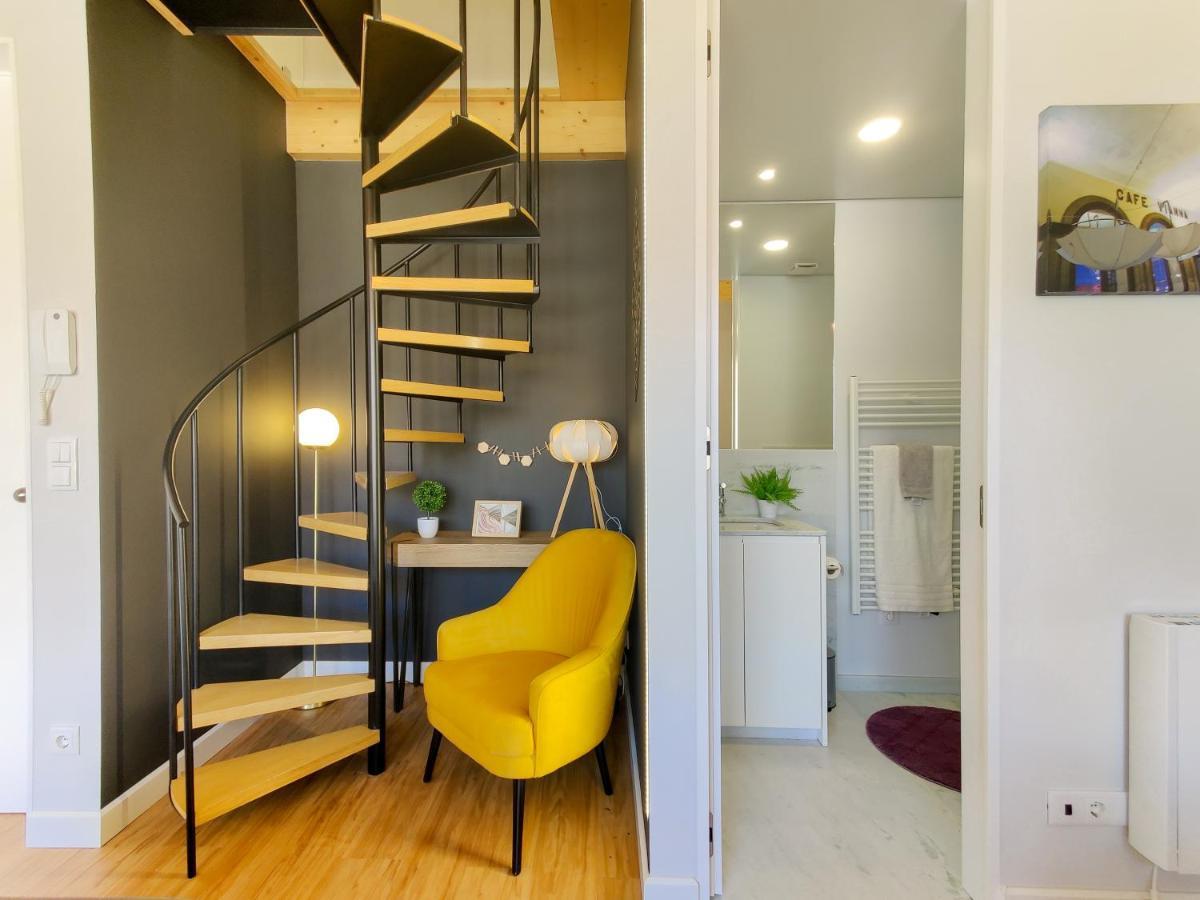 Coutinho Apartment - Modern Ap In The City Centre With Balcony เวียนา โด กัสเตโล ภายนอก รูปภาพ