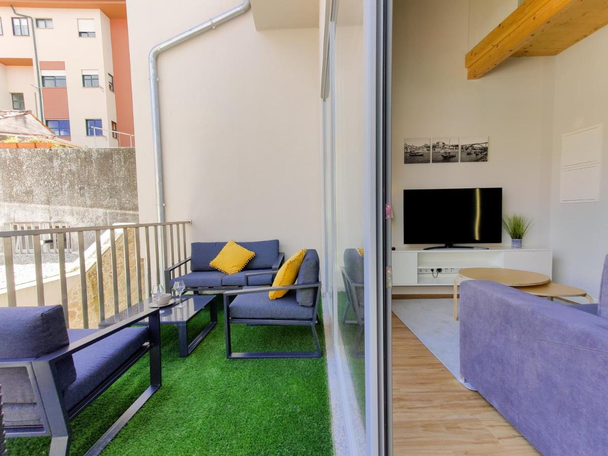 Coutinho Apartment - Modern Ap In The City Centre With Balcony เวียนา โด กัสเตโล ภายนอก รูปภาพ